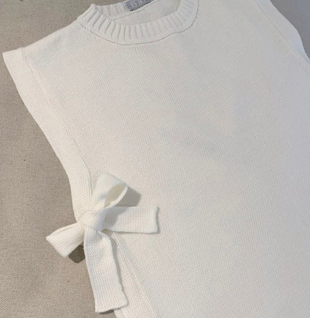 Chaleco Bow Crema