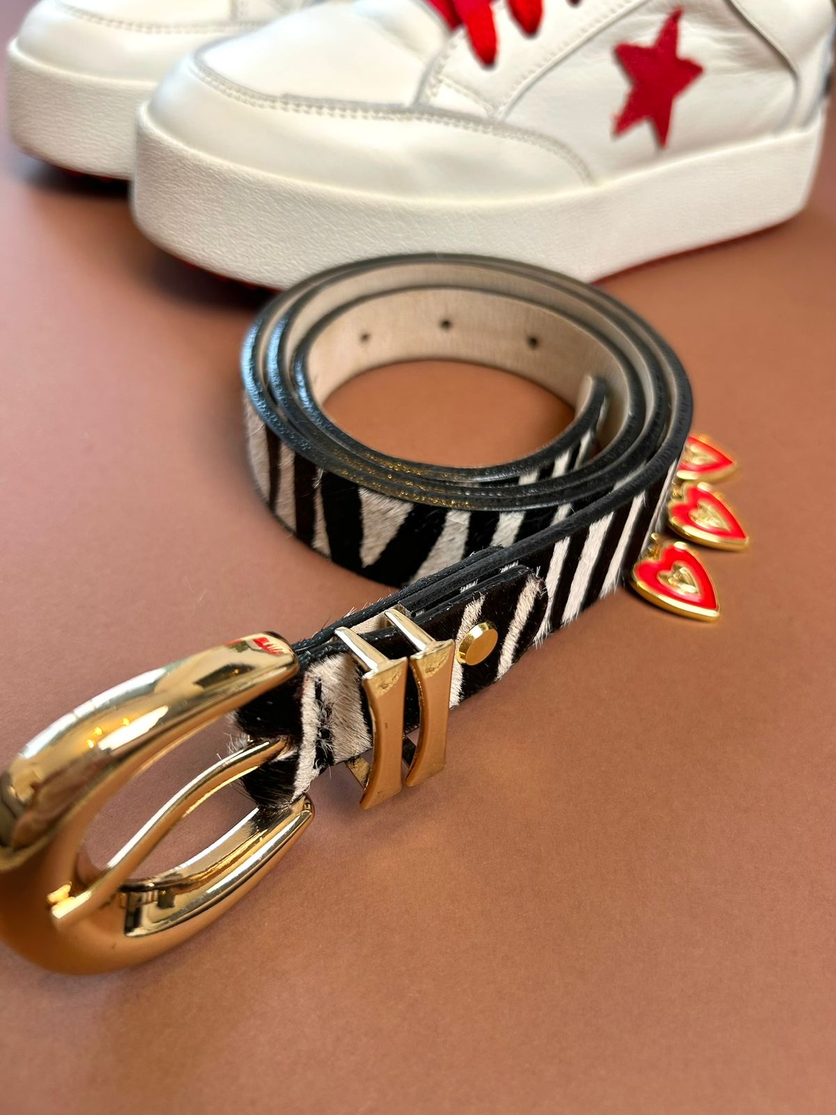 Correa Africa Corazon Rojo