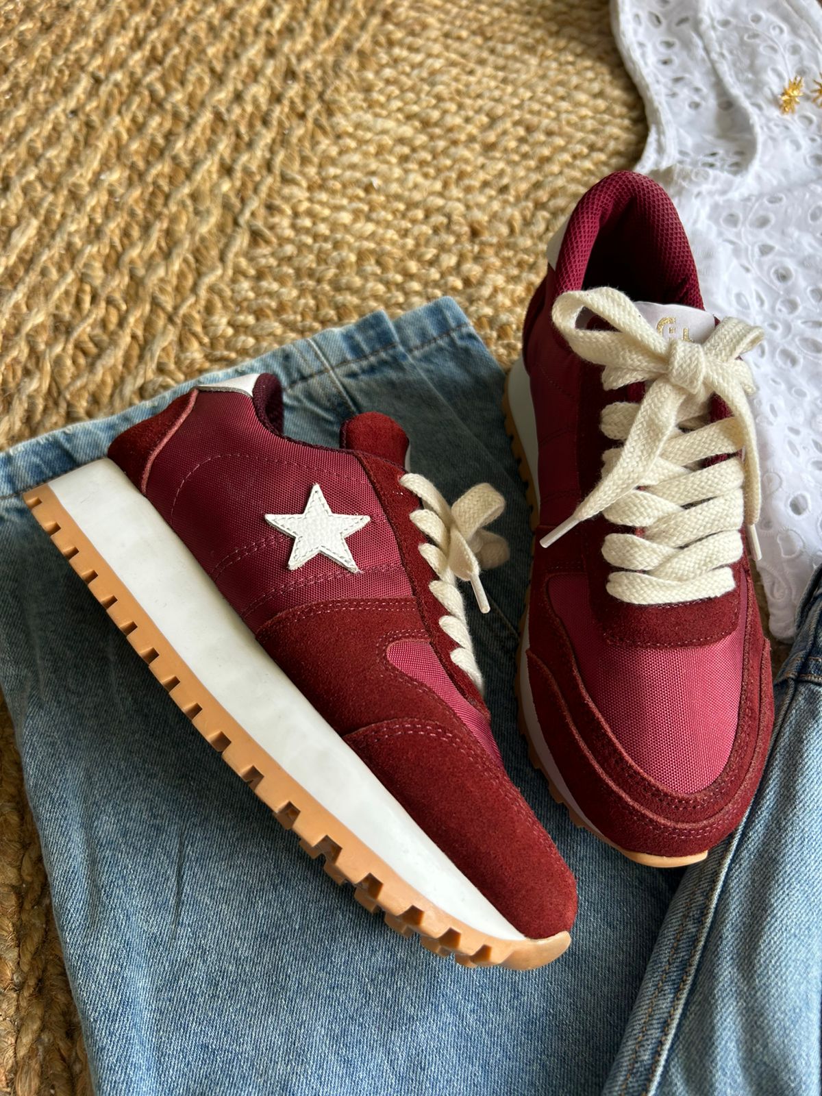 Tenis Love Rojo Profundo